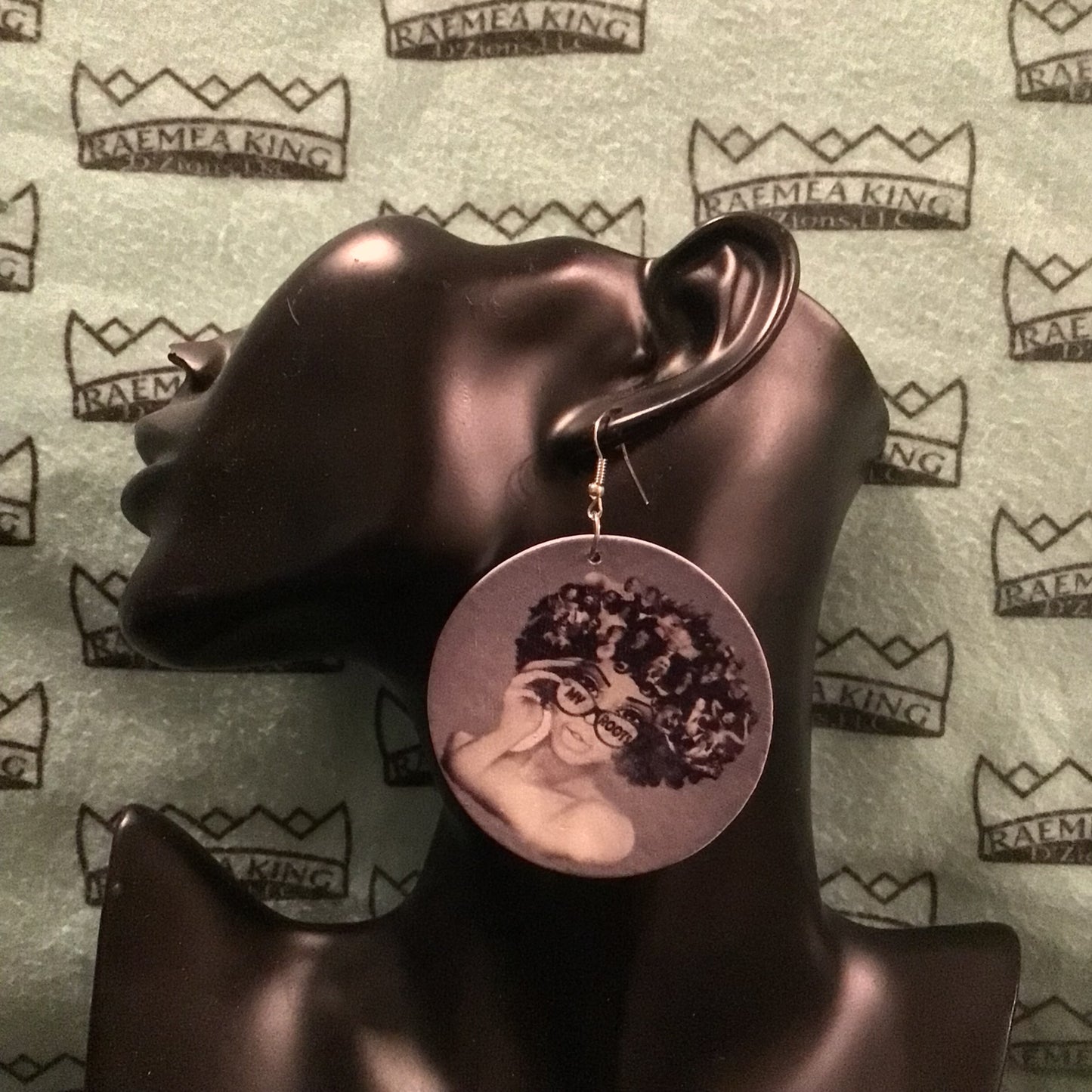 Lady with Iconic People as Hair, My Roots on Glasses