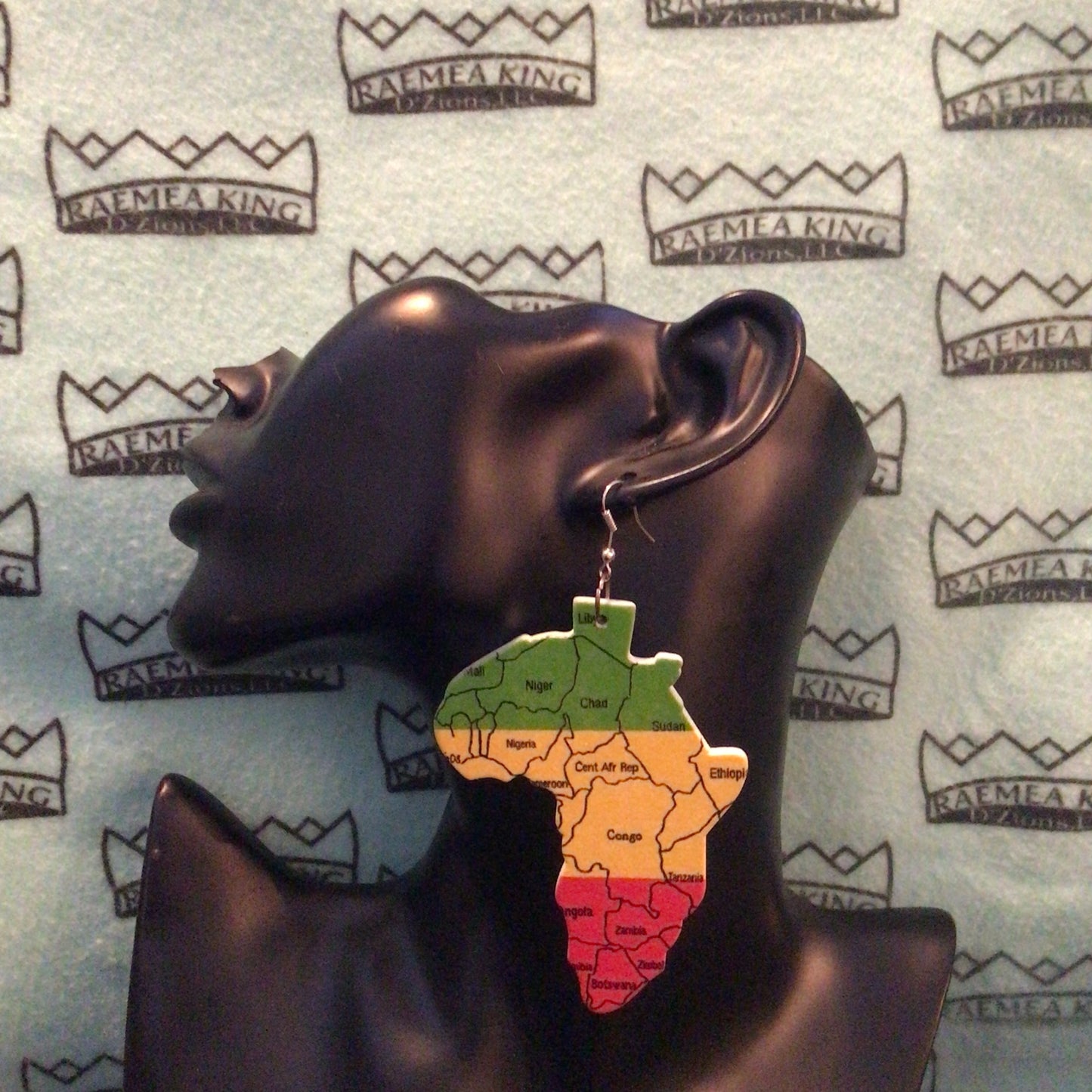 Africa Map with the name of Countries in Green, Yellow & Red